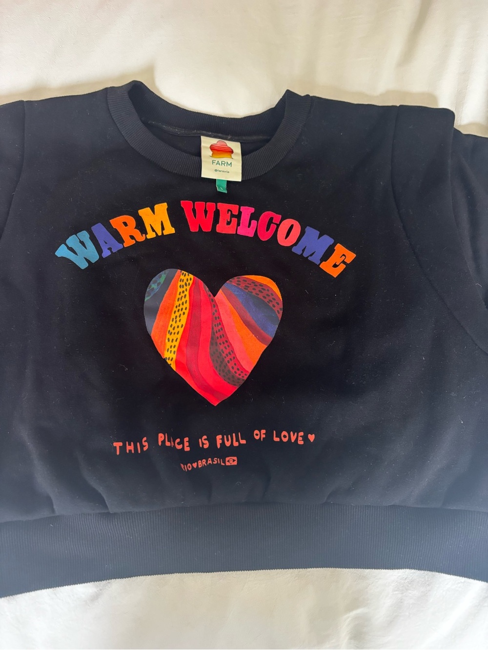 FARM Rio Black Cropped Warm Welcome Sweatshirt with Rainbow Heart Graphic (L) - Picture 4 of 4